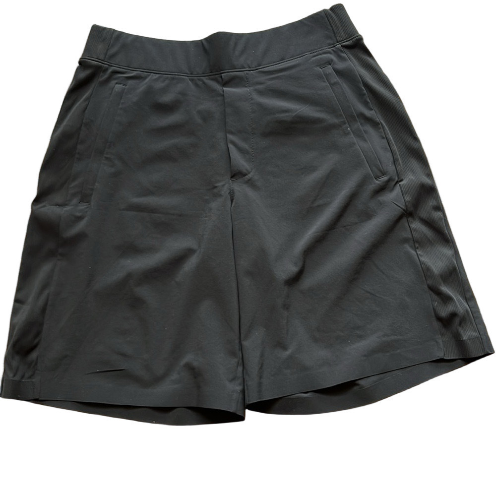 Athleta Shorts - Size 4